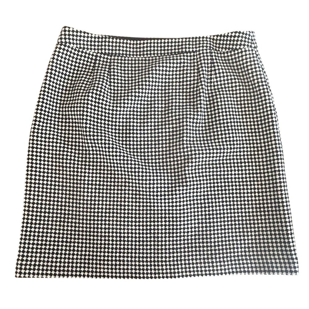 Talbots Skirt 14P Black White Wool Checkered A-Line Dark Academia Preppy Classic